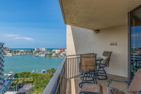 Condo in Clearwater, Florida, 1 bedroom  № 1663125 - photo 8