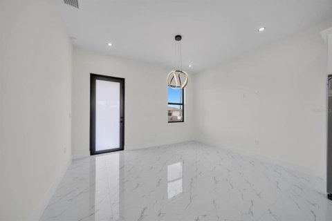 Casa en venta en Lehigh Acres, Florida, 3 dormitorios, 98.2 m2 № 2166652 - foto 5
