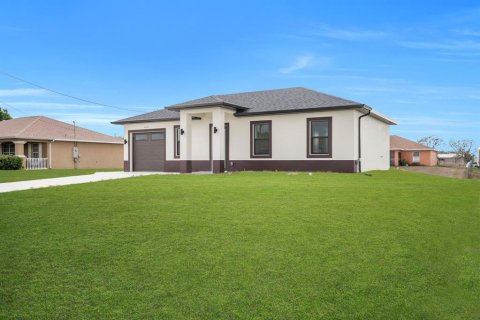 Casa en venta en Lehigh Acres, Florida, 3 dormitorios, 98.2 m2 № 2166652 - foto 2