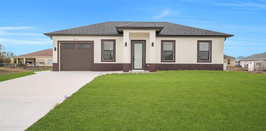 Casa en Lehigh Acres, Florida 3 dormitorios, 98.2 m2 № 2166652