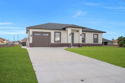 Casa en venta en Lehigh Acres, Florida, 3 dormitorios, 98.2 m2 № 2166652 - foto 3