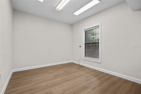 Commercial property in Gainesville, Florida 140.28 sq.m. № 1371380 - photo 4