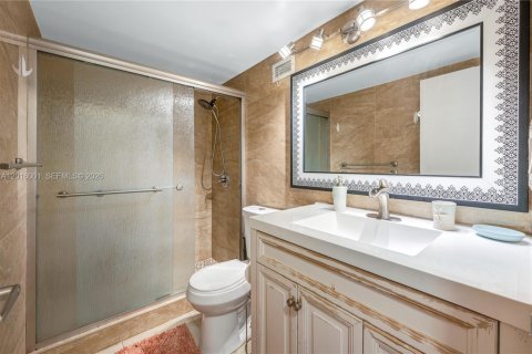 Apartment in Hollywood, Florida 1 bedroom, 84.17 sq.m. № 2145935 - photo 14