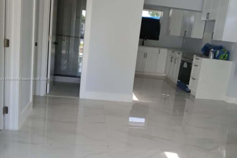 Casa en venta en Hollywood, Florida, 2 dormitorios, 49.05 m2 № 1691959 - foto 12
