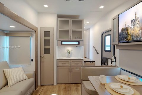 Casa en venta en Hollywood, Florida, 2 dormitorios, 49.05 m2 № 1691959 - foto 27