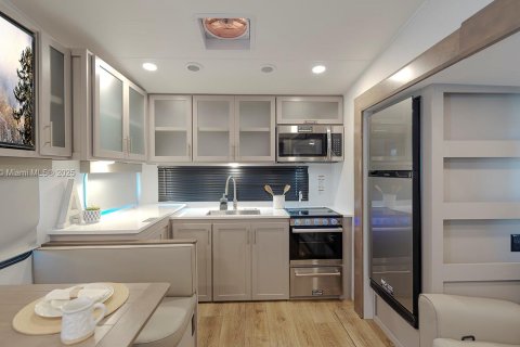 Casa en venta en Hollywood, Florida, 2 dormitorios, 49.05 m2 № 1691959 - foto 23