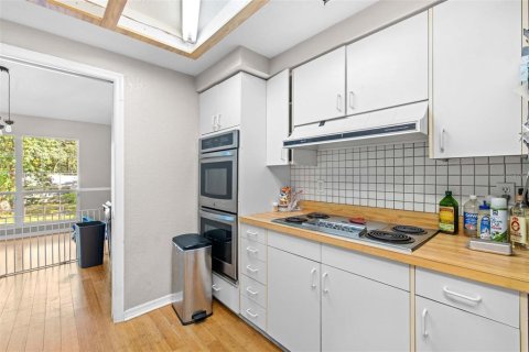 Купить виллу или дом в Бруксвилл, Флорида 10 комнат, 241.92м2, № 2420131 - фото 18
