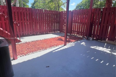 Condo in Boynton Beach, Florida, 2 bedrooms  № 1796254 - photo 10