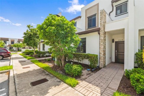 Villa ou maison à louer à Miami, Floride: 3 chambres, 122.63 m2 № 1939152 - photo 2