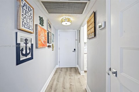 Copropriété à vendre à Fort Lauderdale, Floride: 1 chambre, 65.96 m2 № 2056891 - photo 4