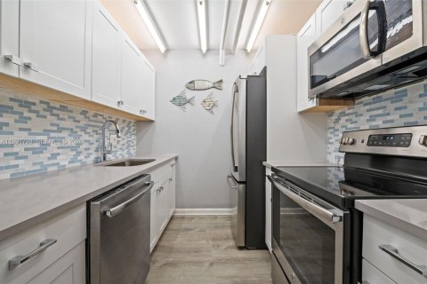 Copropriété à vendre à Fort Lauderdale, Floride: 1 chambre, 65.96 m2 № 2056891 - photo 8