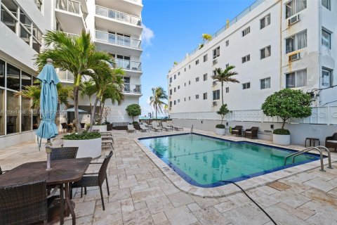 Copropriété à vendre à Fort Lauderdale, Floride: 1 chambre, 65.96 m2 № 2056891 - photo 25