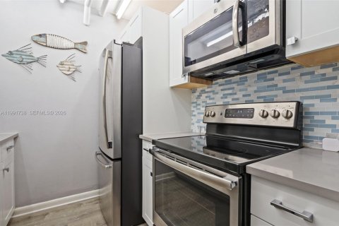 Copropriété à vendre à Fort Lauderdale, Floride: 1 chambre, 65.96 m2 № 2056891 - photo 10