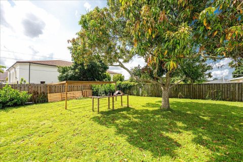 Casa en venta en Port St. Lucie, Florida, 4 dormitorios, 124.67 m2 № 2366212 - foto 19