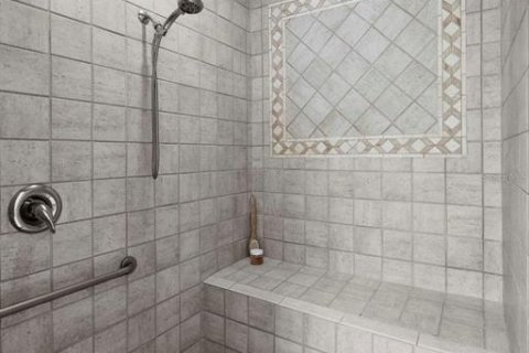 House in Tampa, Florida 3 bedrooms, 165.27 sq.m. № 1746519 - photo 21