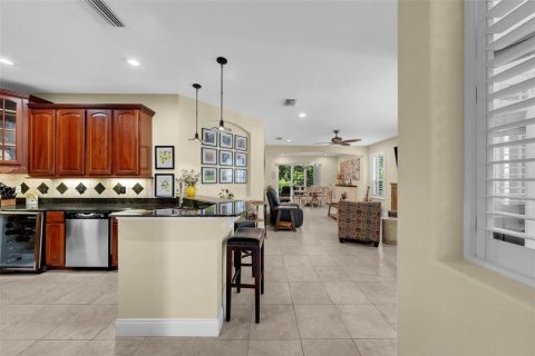 House in Tampa, Florida 3 bedrooms, 165.27 sq.m. № 1746519 - photo 4