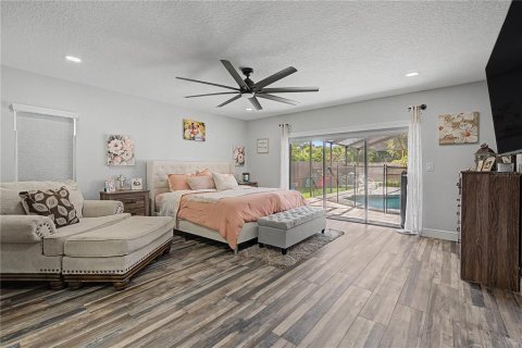 Casa en venta en Clearwater, Florida, 5 dormitorios, 270.81 m2 № 2150344 - foto 23