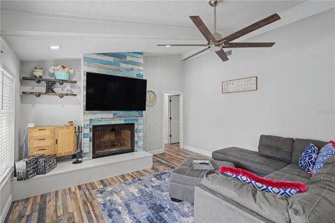 Casa en venta en Clearwater, Florida, 5 dormitorios, 270.81 m2 № 2150344 - foto 19