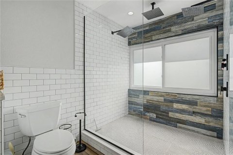 Casa en venta en Clearwater, Florida, 5 dormitorios, 270.81 m2 № 2150344 - foto 29