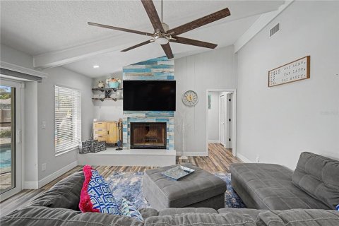 Casa en venta en Clearwater, Florida, 5 dormitorios, 270.81 m2 № 2150344 - foto 21