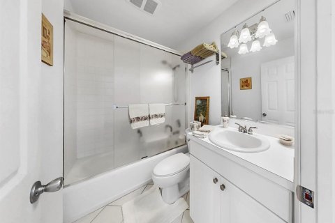 Casa en venta en Bradenton, Florida, 1 dormitorio, 79.34 m2 № 1757499 - foto 14