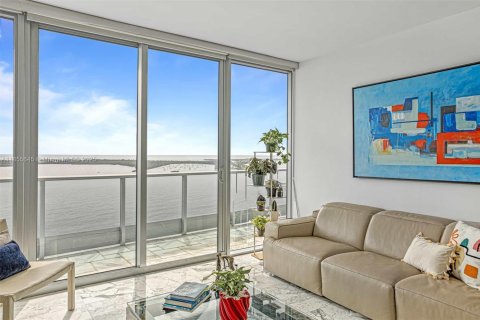 Copropriété à vendre à Miami, Floride: 2 chambres, 160.72 m2 № 1877911 - photo 3
