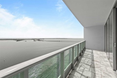 Copropriété à vendre à Miami, Floride: 2 chambres, 160.72 m2 № 1877911 - photo 8