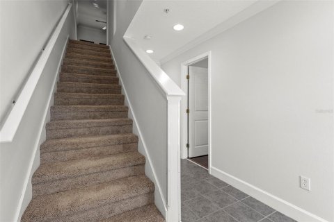 Adosado en alquiler en Tampa, Florida, 3 dormitorios, 141.95 m2 № 1869205 - foto 6