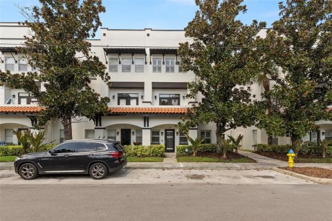 Adosado en alquiler en Tampa, Florida, 3 dormitorios, 141.95 m2 № 1869205 - foto 2