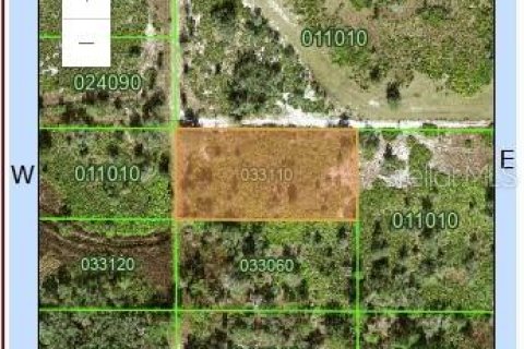 Land in Fort Meade, Florida № 2232806