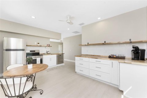 Casa en venta en Punta Gorda, Florida, 4 dormitorios, 263.56 m2 № 1614894 - foto 28
