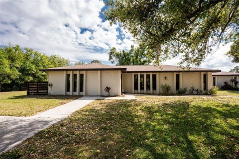 Casa en venta en Punta Gorda, Florida, 4 dormitorios, 263.56 m2 № 1614894 - foto 1