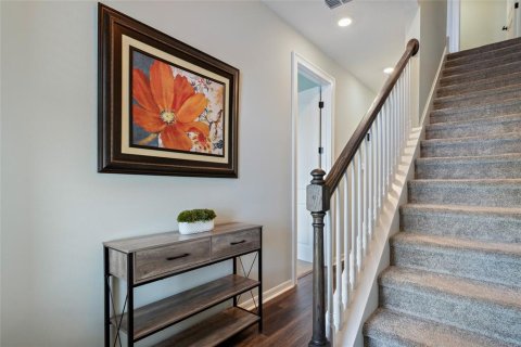 Townhouse in Orlando, Florida 3 bedrooms, 185.62 sq.m. № 1618222 - photo 6