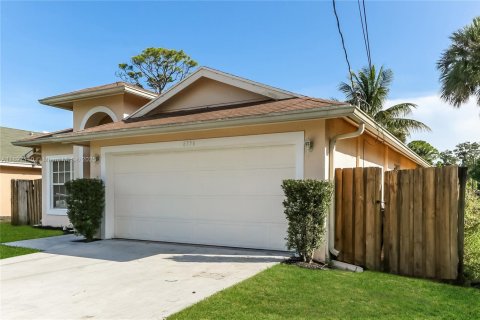 Снять в аренду виллу или дом в Юпитер, Флорида 3 спальни, 125.51м2, № 1948571 - фото 3