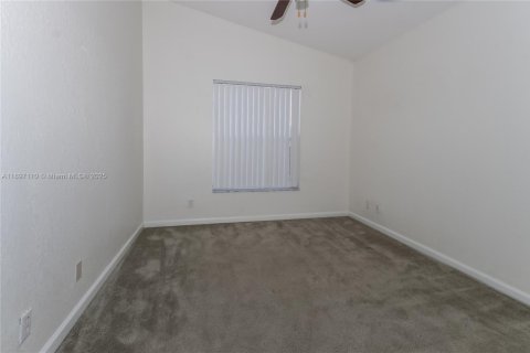 Снять в аренду виллу или дом в Юпитер, Флорида 3 спальни, 125.51м2, № 1948571 - фото 12