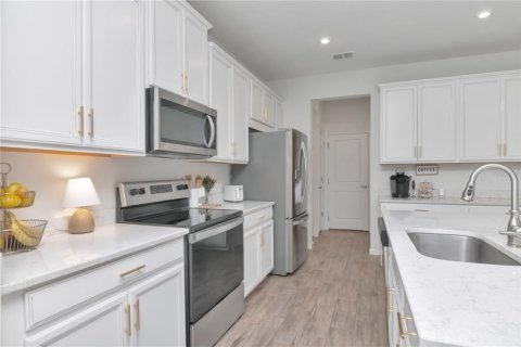 Townhouse in Lutz, Florida 3 bedrooms, 154.87 sq.m. № 1876053 - photo 7