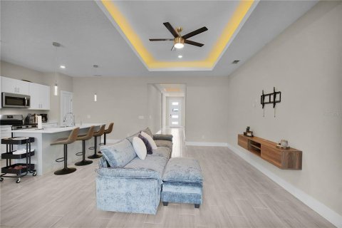 Villa ou maison à louer à Poinciana, Floride: 4 chambres, 160.26 m2 № 2167872 - photo 21