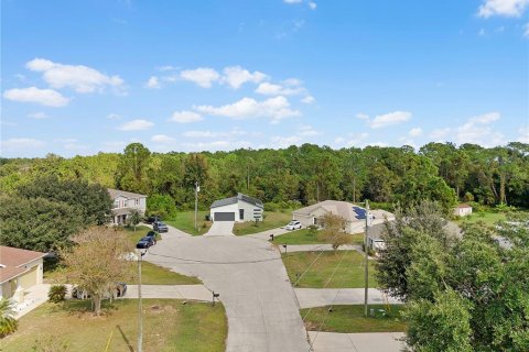 Villa ou maison à louer à Poinciana, Floride: 4 chambres, 160.26 m2 № 2167872 - photo 11