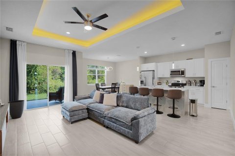 Villa ou maison à louer à Poinciana, Floride: 4 chambres, 160.26 m2 № 2167872 - photo 18