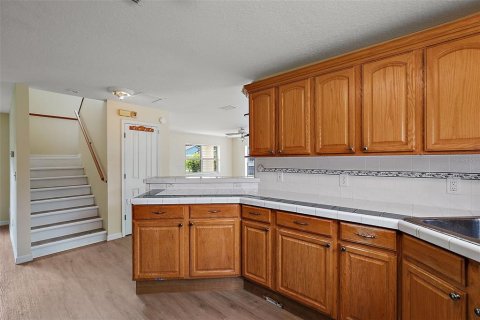 Casa en venta en Summerfield, Florida, 3 dormitorios, 180.6 m2 № 1326289 - foto 12