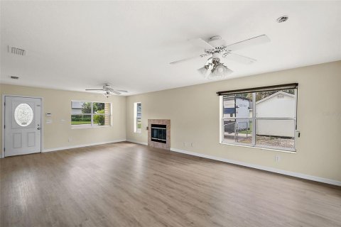Casa en venta en Summerfield, Florida, 3 dormitorios, 180.6 m2 № 1326289 - foto 6