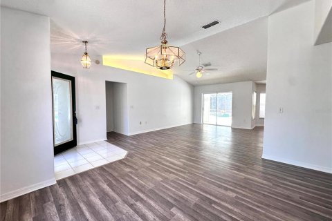 Villa ou maison à vendre à San Antonio, Floride: 3 chambres, 191.19 m2 № 2201198 - photo 4