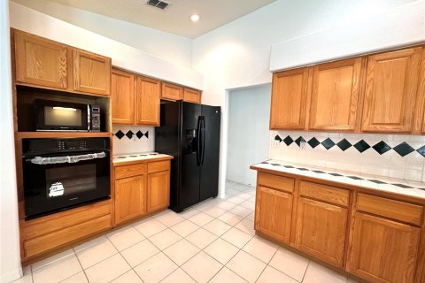 Villa ou maison à vendre à San Antonio, Floride: 3 chambres, 191.19 m2 № 2201198 - photo 8