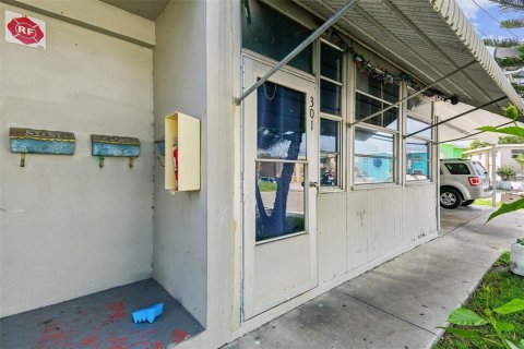 Propiedad comercial en venta en Clearwater, Florida, 343.74 m2 № 2354986 - foto 12