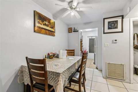 Propiedad comercial en venta en Clearwater, Florida, 343.74 m2 № 2354986 - foto 14