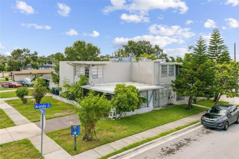 Immobilier commercial à Clearwater, Floride 343.74 m2 № 2354986