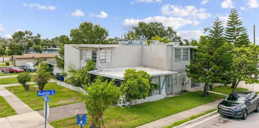 Propiedad comercial en Clearwater, Florida 343.74 m2 № 2354986