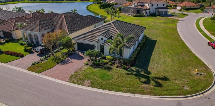 Casa en Bradenton, Florida 4 dormitorios, 185.71 m2 № 1540982
