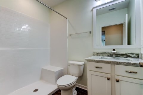 Casa en venta en Wesley Chapel, Florida, 6 dormitorios, 284.19 m2 № 1907456 - foto 28