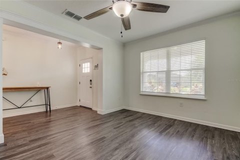 Casa en venta en Wesley Chapel, Florida, 6 dormitorios, 284.19 m2 № 1907456 - foto 7